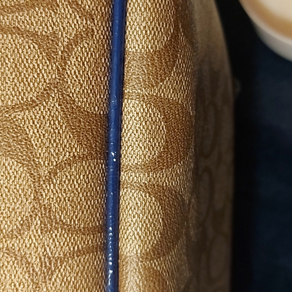 Coach Peyton Signature Jordan Double Zip Carryall - Picture 9 of 9